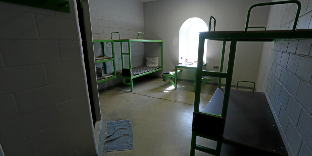 FOTO: kā izskatās atjaunotajā Valmieras cietumā