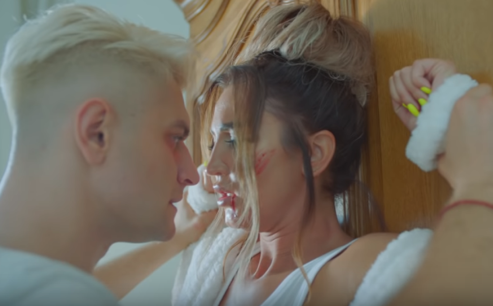 Пьяную ольгу ебут: порно видео на massage-couples.ru