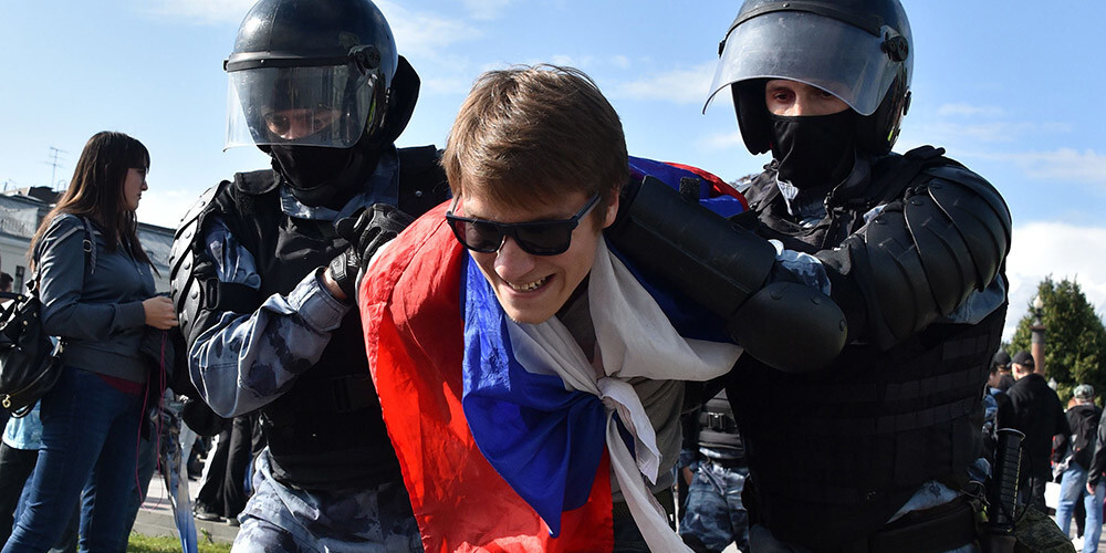 Krievijas parlaments izmeklēs "ārvalstu iejaukšanos" saistībā ar protestu vilni