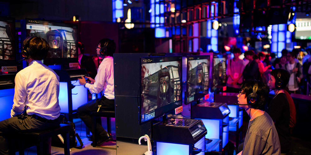 "Sony" iegādājas videospēļu izstrādātāju "Insomniac Games"
