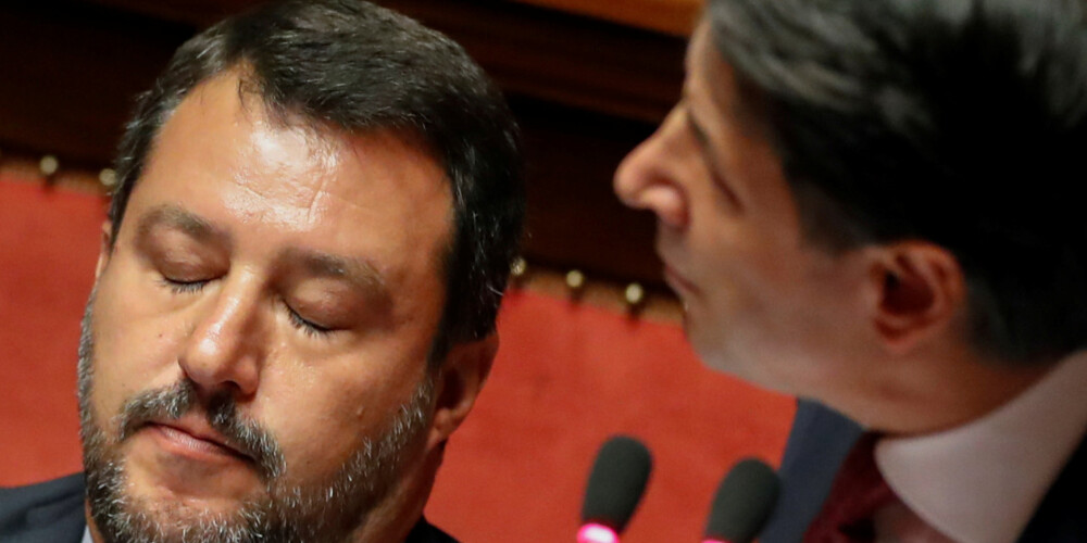Kritusi Itālijas valdība - premjers tajā vaino vicepremjeru