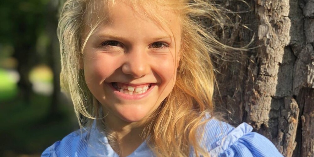 Zviedrijas kroņprincese Viktorija publisko mīlīgus foto no meitas pirmās skolas dienas