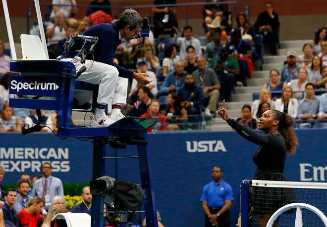 Pērn "US Open" finālā Serēna Viljamsa apvainoja spēles galveno tiesnesi Karlosu Ramosu, nosaucot viņu par zagli un solot, ka viņš vairs nekad netiesās tenisistes spēles.