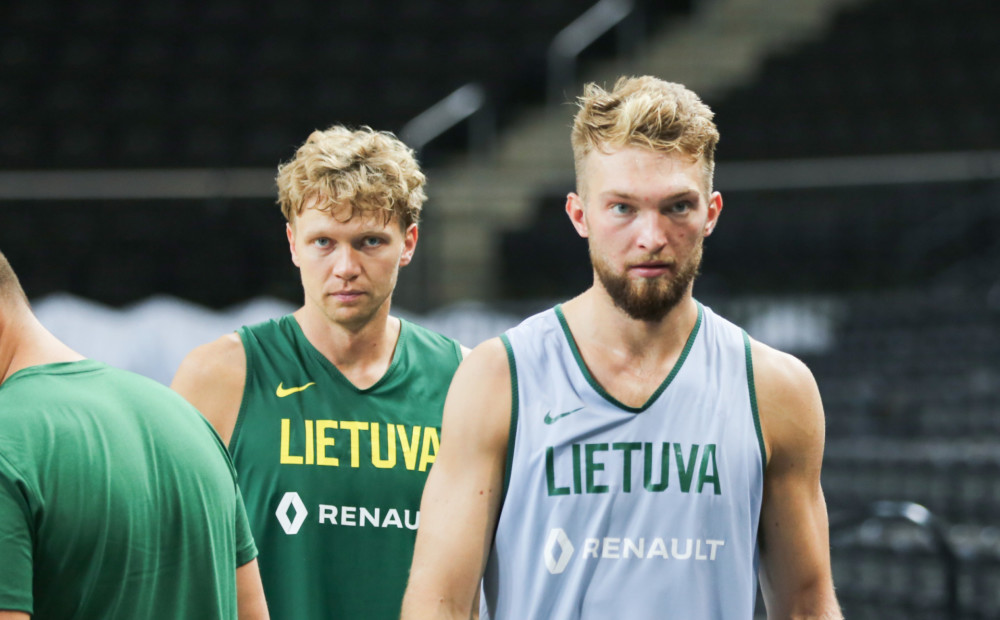 Lietuva uz Pasaules kausu basketbolā dodas ar NBA vīriem Saboni un Valančūnu priekšgalā