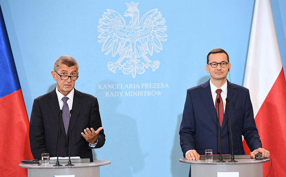 Polija un Čehija ES budžeta sarunās uzstāsies ar kopīgu pozīciju
