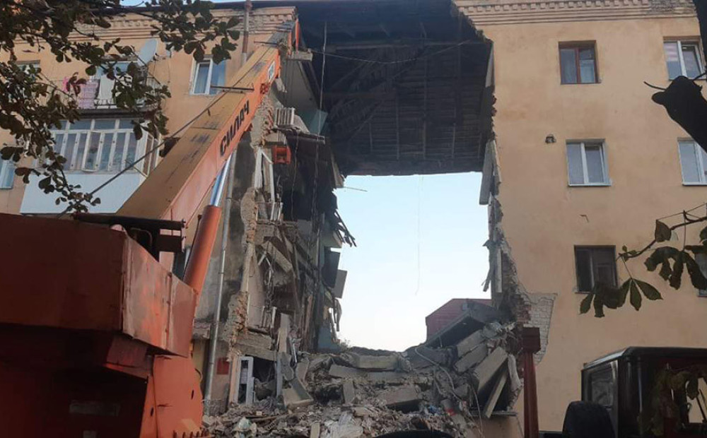 Ukrainā sprādzienā daudzdzīvokļu mājā 8 bojāgājušie