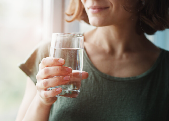 Plastmasa ūdenī vēl neapdraud veselību, mierina eksperti