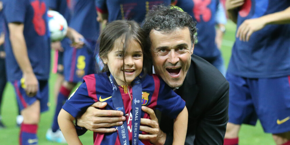 Pēc mazās meitiņas nāves Spānijas futbola treneris saņem līdzjūtības no visas pasaules