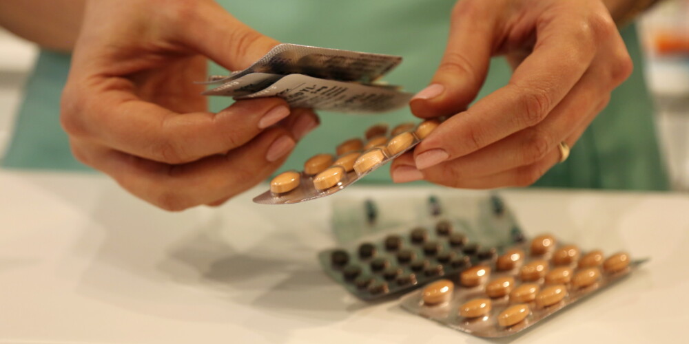 Lielai daļai iedzīvotāju ir finansiālas grūtības nopirkt pat kompensējamos medikamentus