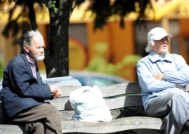 Vācu prese un eksperti: tradicionālās partijas glābj pensionāri