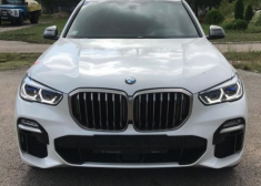 AS Olainfarm продает BMW X5M. Дилерская гарантия 5 лет, сообщается в объявлении