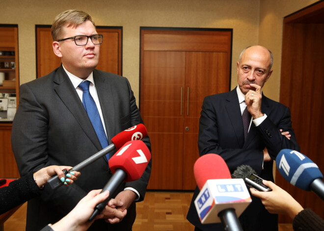 Rīgai draud gružu kalni: Pūce un Burovs pieļauj, ka Konkurences padome apturēs atkritumu izvešanas līgumu