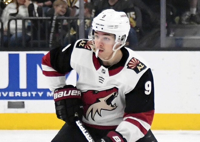 Arizonas "Coyotes" paraksta 8 gadu līgumu ar nākotnes cerību Kelleru