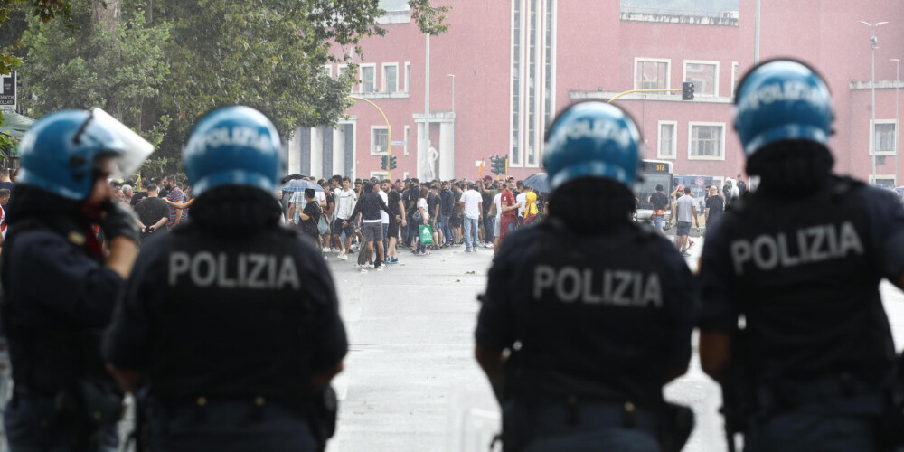 Itālijā aizturēti desmit cilvēki par Sīrijas teroristu grupējuma finansēšanu
