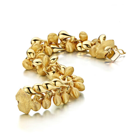 Rokassprādze "Trasformista", kas vienā mirklī pārvēršas kaklarotā.