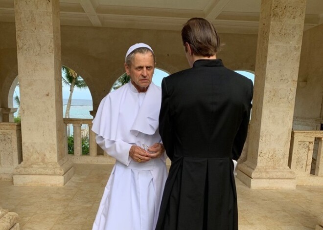 Biļetes uz JRT izrādi ar Barišņikovu izķer 4 minūšu laikā