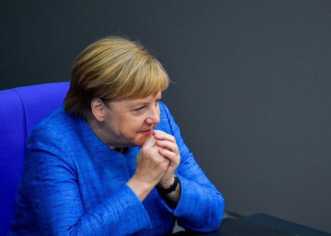 Merkele: "Pasākumi cīņai ar klimata izmaiņām maksās naudu"