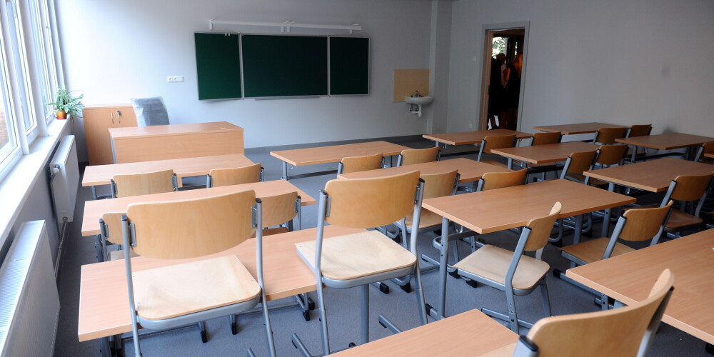 Tukuma Vakara un neklātienes vidusskolas darbinieku atlaišanas pabalstiem nepieciešami 36 000 eiro