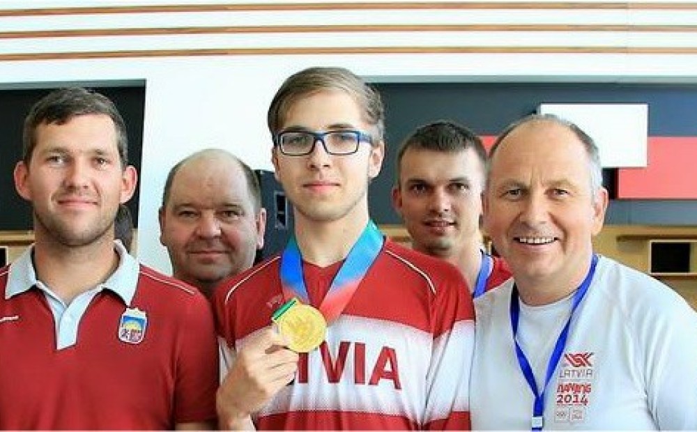 Šāvējs Erbs uzvar Eiropas čempionātā junioriem, komandai bronza