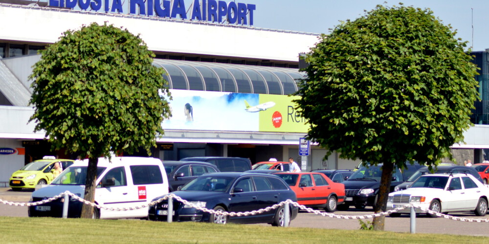 Atļauju taksometru pakalpojumu sniegšanai lidostā "Rīga" saņēmusi vēl viena kompānija