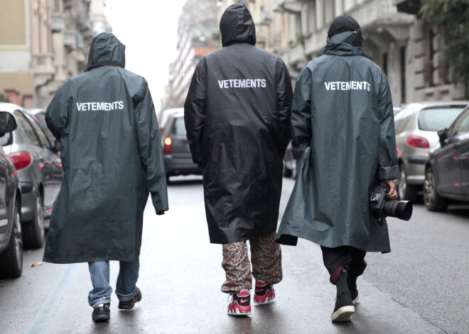 Конец уродливого шика. Какую революцию в моде совершил бренд Vetements?