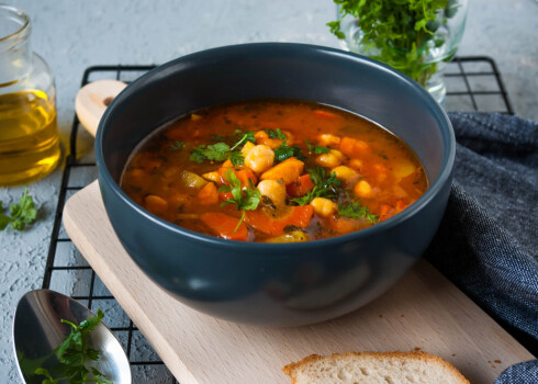 Asā kartupeļu zupa ar turku zirņiem