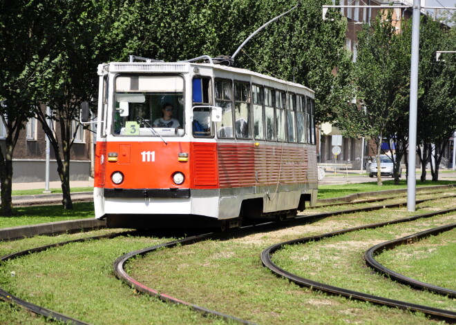 Neviens nepiesakās pirkt "Daugavpils satiksmes" vecos tramvaju vagonus