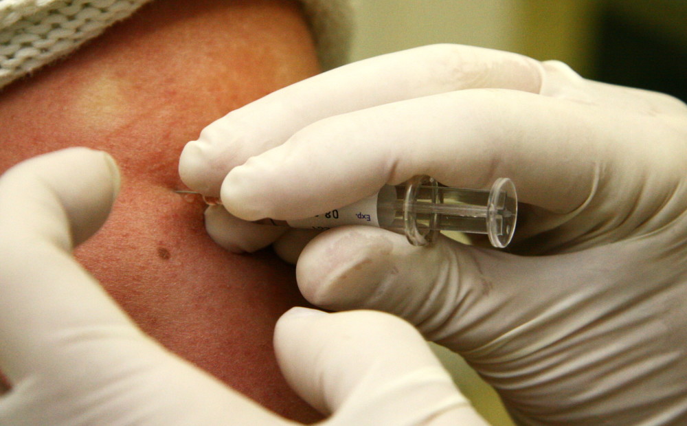 Tuvākajā laikā iedzīvotāji varēs sākt vakcinēties pret gripu