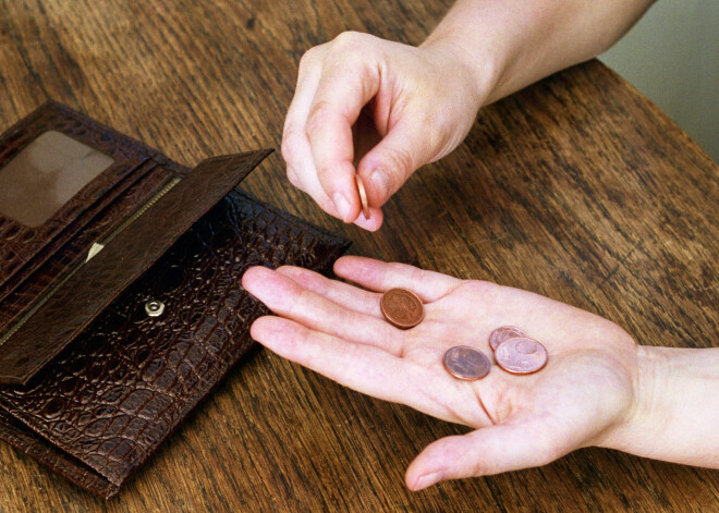 Speciālisti droši, ka finanšu krīze būs: vai Latvija ir gatava tās triecienam?