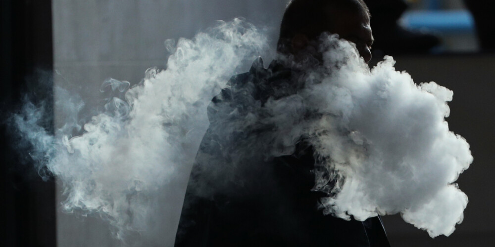 Jau 12 cilvēki ASV miruši no e-cigarešu pīpēšanas