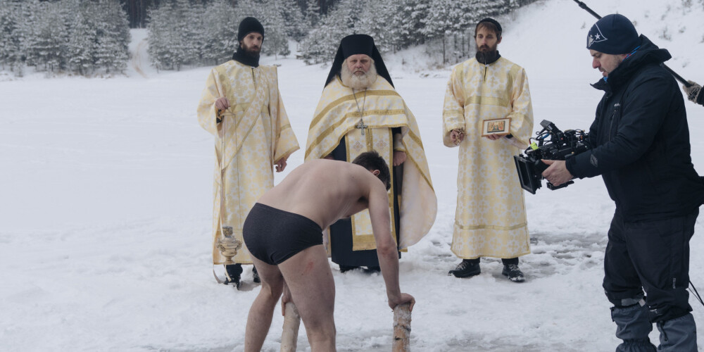 Juris Kursietis drāmas "Oļegs" aktierim licis filmēties stindzinošā aukstumā