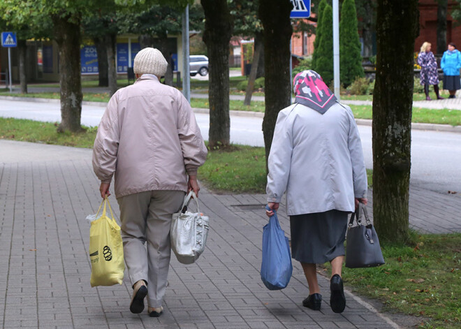 VID uzraudzīs, lai visi pensionāri saņemtu pienākošos nodokļu atvieglojumus