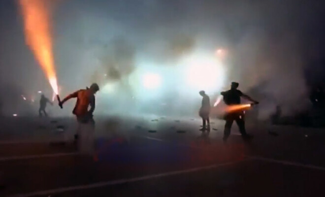 Uguņošanas svētki Lieldienās ir tradicionāla grieķu izklaide.