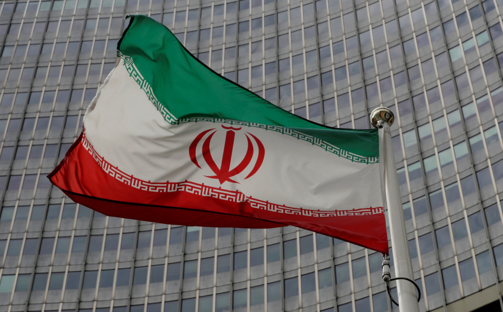 Irāna grasās vēl vairāk atkāpties no kodolvienošanās