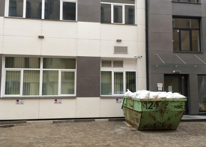 Pacienti mānīti ar viltus diagnozēm: jauni stāsti par aizdomīgo veselības centru "Aurora"