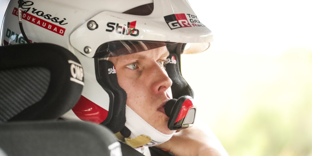 Tenaks uzvar Velsas rallijā un pietuvojas Igaunijai vēsturiskam WRC titulam