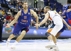 Pagājušā gada Latvijas labākais basketbolists Jānis Strēlnieks ir viens no reālākajiem kandidātiem balvu arī šogad.