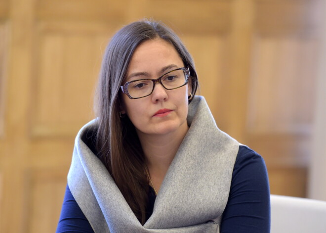 JKP deputāte Linda Ozola nožēlo savu skandalozo tvītu par karu Sīrijā