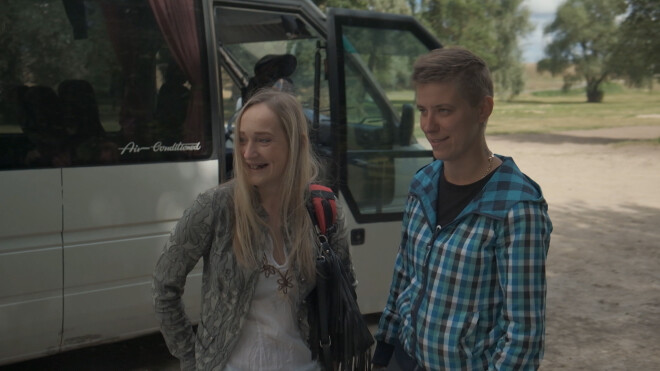 Kristīne pēc „ērkšķiem” nomainījusi darbu un vairs nestrādā telemārketingā, bet gan raksta reklāmas tekstus un pamazām atgriežas savā apgūtajā profesijā – žurnālistikā. Bet rakstīšana viņai padodas. Par to liecina arī projekta laikā tapusī Kristīnes dienasgrāmata, ko var izlasīt portālā jauns.lv.