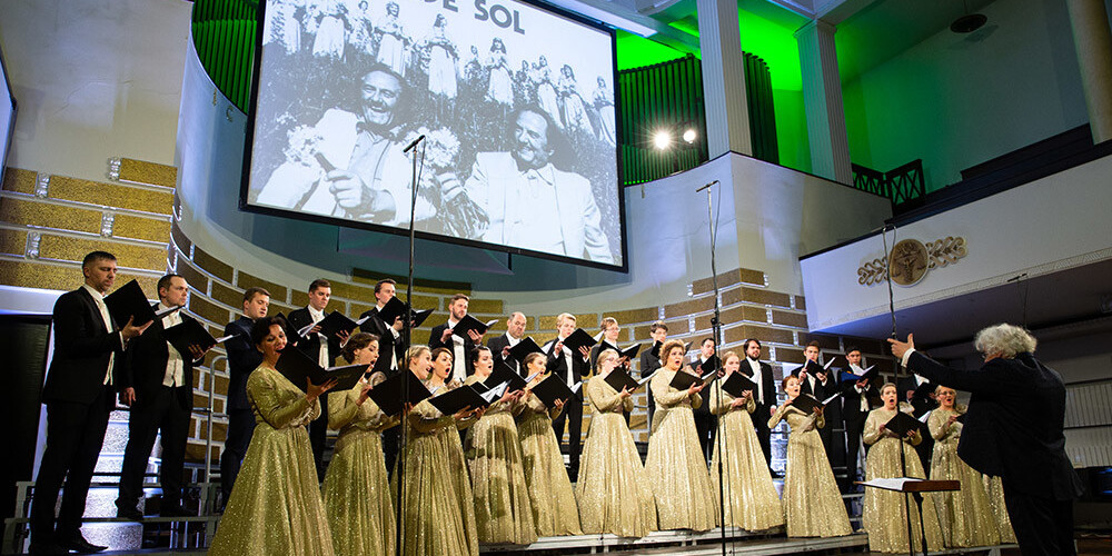 Rīgas kamerkoris “Ave Sol” savas 50 gadu jubilejas svinības noslēgs ar muzikāli vērienīgu koncertu