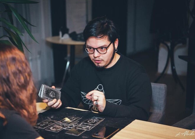 Участник «Битвы экстрасенсов» за месяц похудел на 20 кг