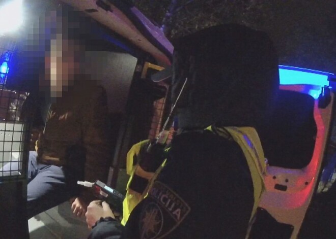 Пьяный юноша в Риге "полетал" на BMW и соврал полиции