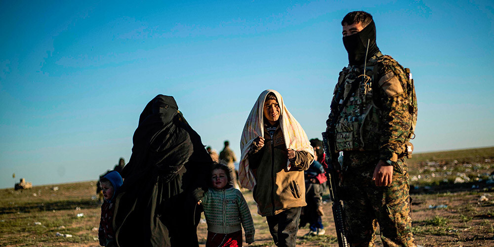 "Islāma valsts" ziņo par Sīrijas kurdu apcietināto sieviešu "atbrīvošanu"