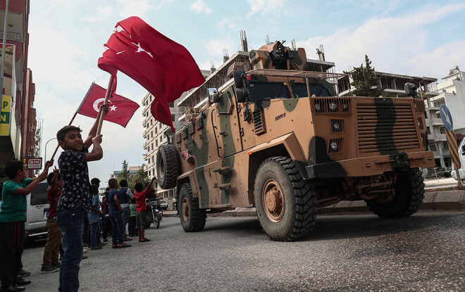 Turcijas militārais transports Sīrijā.