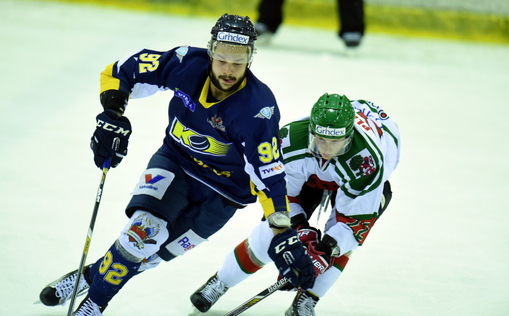 Artūrs Salija debitē KHL ar zaudējumu pret Indraši un Maskavas 