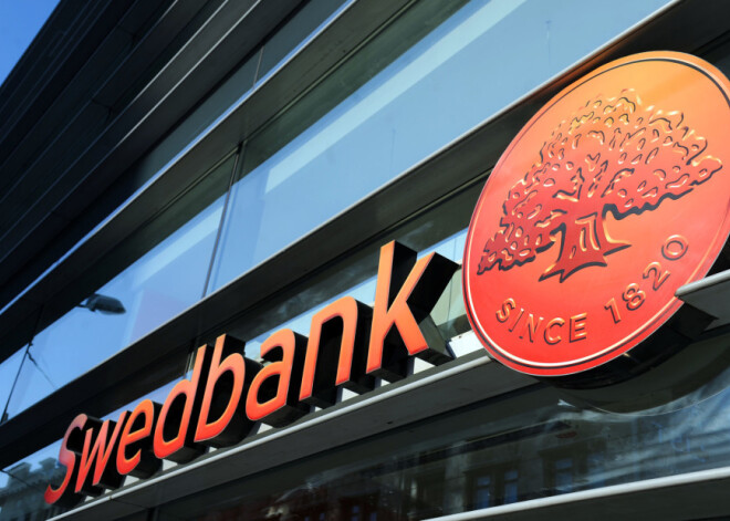 "Swedbank" Daugavpilī konstatējusi mērķtiecīgu baumu izplatīšanu par bankas stabilitāti