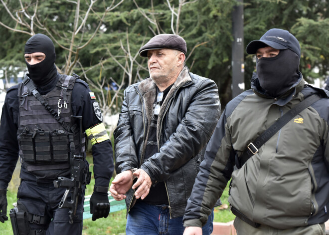 Maskava Krimā atkārto Baltijas scenāriju