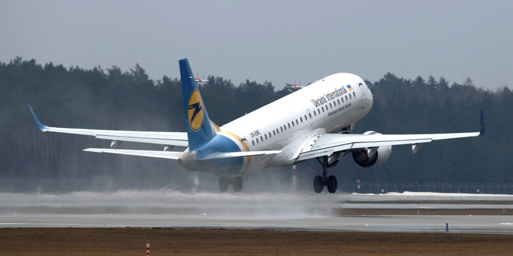 Nerentablu reisu dēļ Ukrainas aviokompānija pārtrauc lidojumus Rīga-Kijeva