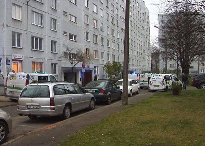 Жил в стиле лихих 90-ых: соседи "имантского стрелка" рассказали о его задержании спецназом