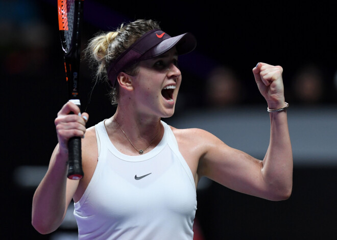 Svitoļina otrā uzvara "WTA Finals" un vieta pusfinālā